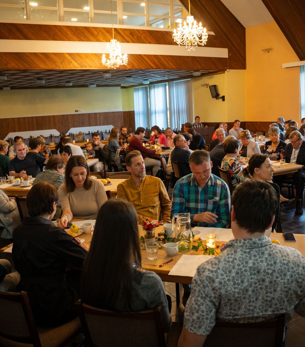 Rozloučení po bohoslužbách pastora a člena sboru